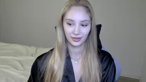 Snapshot of laylapretty001 chatting on December 23, 5:27 am LaylaPretty001 online show from December 23, 5:27 am