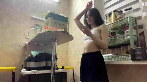 Snapshot of laylawintz chatting on March 27, 5:56 pm Luna online show from March 27, 5:56 pm