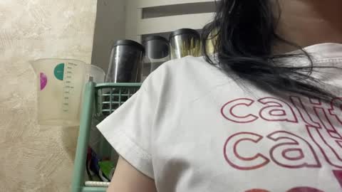 Snapshot of laylawintz chatting on March 31, 5:24 pm Luna online show from March 31, 5:24 pm