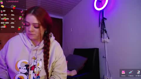 Vannessa  online show from February 11, 9:56 pm