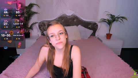 layriantavee online show from December 22, 12:49 pm