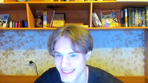 Snapshot of lazaret1k chatting on December 2, 5:15 pm Vladi online show from December 2, 5:15 pm