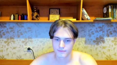 Snapshot of lazaret1k chatting on December 12, 2:04 am Vladi online show from December 12, 2:04 am
