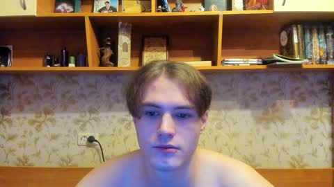 Snapshot of lazaret1k chatting on December 17, 6:53 pm Vladi online show from December 17, 6:53 pm