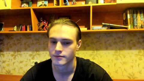 Snapshot of lazaret1k chatting on December 26, 5:15 am Vladi online show from December 26, 5:15 am