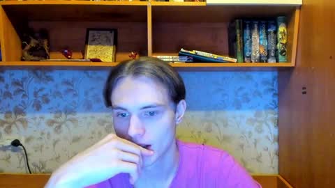 Snapshot of lazaret1k chatting on January 9, 4:49 pm Vladi online show from January 9, 4:49 pm