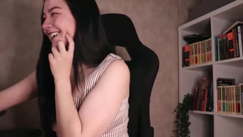 Lisa online show from October 26, 4:18 am