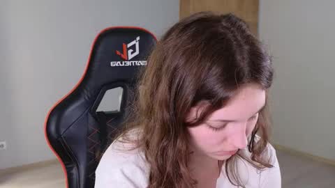 Lea online show from March 15, 5:41 pm