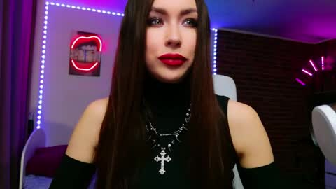 lea_loon online show from May 23, 10:52 am