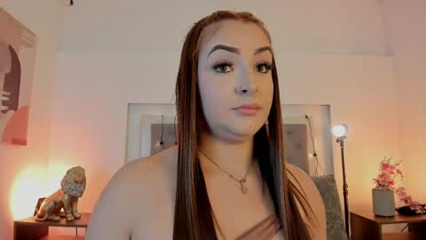 lea_walkerr online show from April 6, 7:15 pm