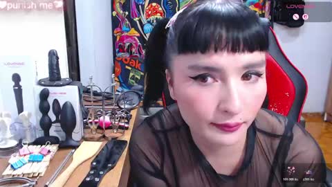 leah online show from May 15, 2:29 am