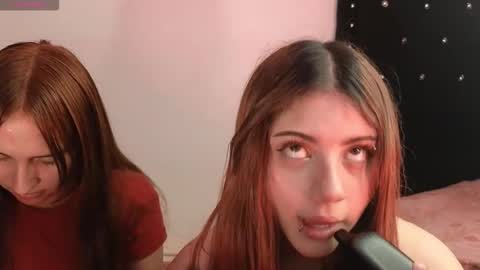 Snapshot of leah_moon11 chatting on February 2, 5:17 am leah_moon11 online show from February 2, 5:17 am