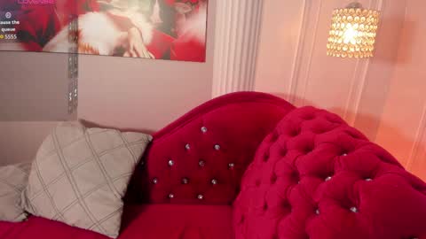 Snapshot of leah_naughty4u chatting on April 9, 3:06 am LEAH online show from April 9, 3:06 am