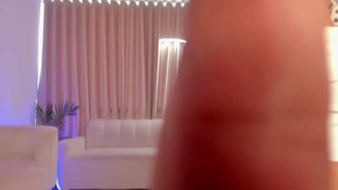 leahaltomm online show from September 21, 7:59 pm