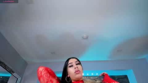 leahlombardi_ online show from February 5, 3:11 am