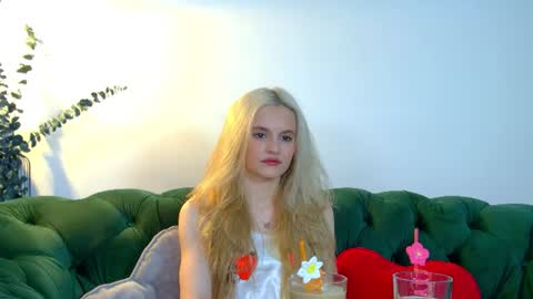 Lea online show from July 11, 6:49 am