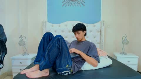 Lean online show from April 7, 4:18 pm