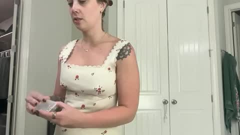 leanneluxecouple online show from October 18, 2:07 pm