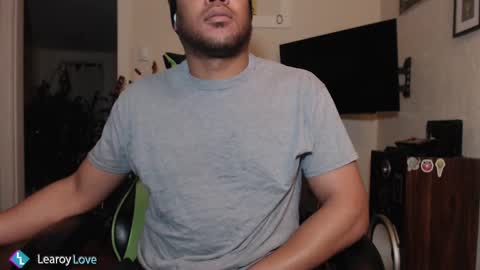 Snapshot of learoy chatting on February 20, 1:30 pm Learoy online show from February 20, 1:30 pm