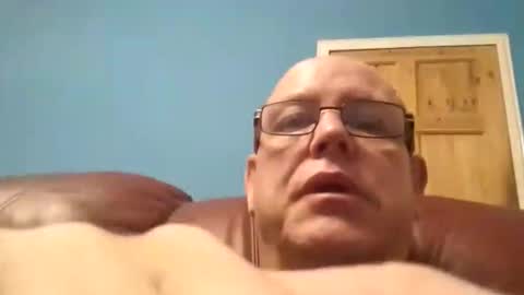 leatherpants68 online show from November 9, 10:08 pm