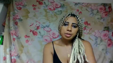 leatianaa online show from June 7, 10:02 pm