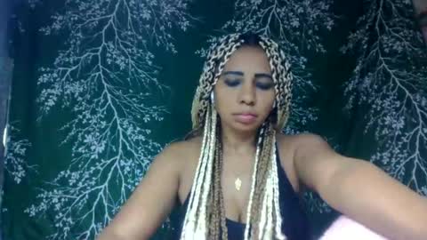 leatianaa online show from June 23, 1:42 pm