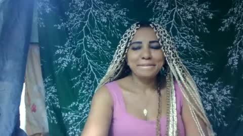 leatianaa online show from June 28, 11:22 pm