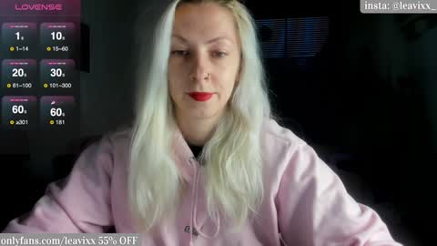 Snapshot of leavixx chatting on January 1, 3:35 pm LeaVixx online show from January 1, 3:35 pm