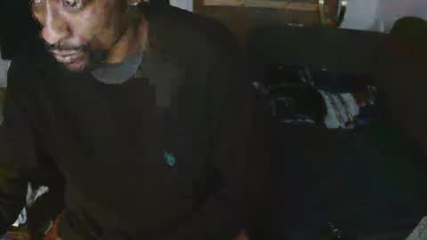 Snapshot of leeguy_hugedick chatting on February 13, 9:49 am Ebony DeafGuy online show from February 13, 9:49 am