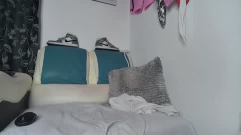 leenar_key online show from February 5, 6:59 pm