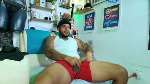 leenar_key online show from June 6, 1:21 am