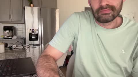 Snapshot of leexxx_69 chatting on December 18, 8:59 pm leexxx_69 online show from December 18, 8:59 pm