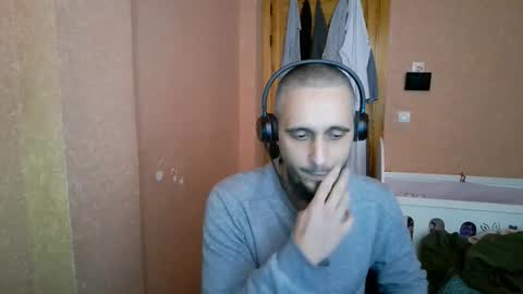 lefrenchiies online show from February 1, 2:37 pm