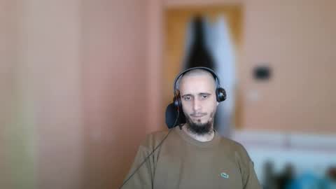 lefrenchiies online show from February 13, 9:27 am