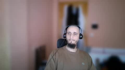 lefrenchiies online show from February 16, 9:27 am