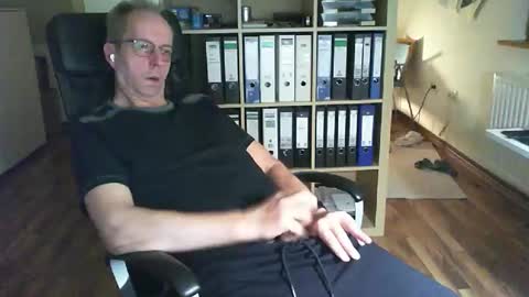 Dave online show from November 19, 11:05 pm