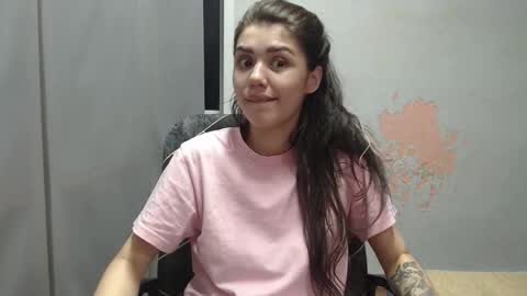 Liya online show from December 3, 7:23 pm