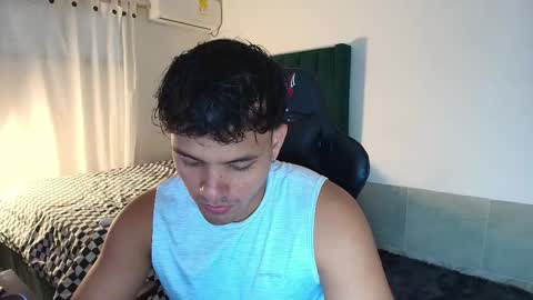  Lei  online show from October 18, 8:09 pm