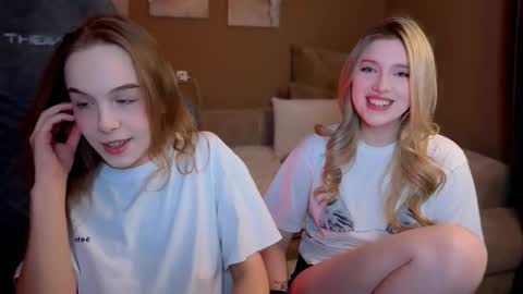 Snapshot of leiamurphy chatting on March 20, 4:12 pm Leia online show from March 20, 4:12 pm