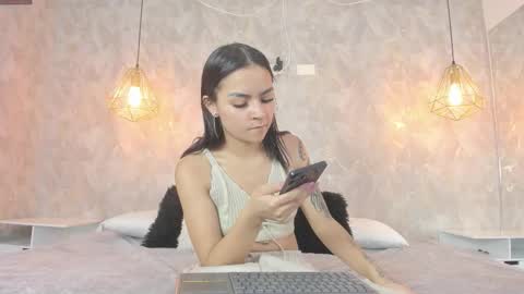 LEIGH ANGELS online show from February 4, 8:58 pm