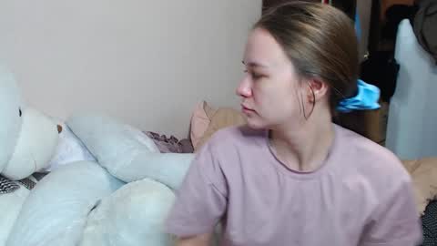 leila_bambi online show from December 9, 9:06 am