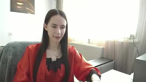 Leila online show from September 27, 10:31 am