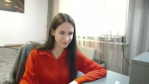 Leila online show from October 8, 10:57 am