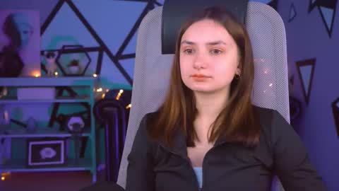 Snapshot of leila_murphy chatting on February 25, 12:03 pm LeilaMurphy online show from February 25, 12:03 pm