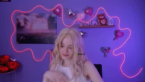 leila_viper_ online show from February 22, 7:56 pm