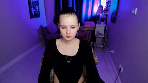 Snapshot of leila_xxbaby chatting on October 11, 5:44 pm Leila online show from October 11, 5:44 pm