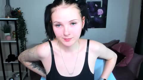 Snapshot of leila_xxbaby chatting on November 21, 5:39 am Leila online show from November 21, 5:39 am