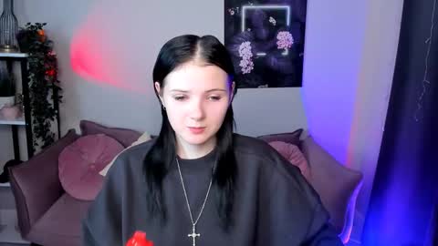 Snapshot of leila_xxbaby chatting on November 25, 1:44 pm Leila online show from November 25, 1:44 pm