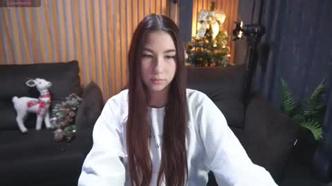 leilacrosss online show from January 15, 1:48 pm