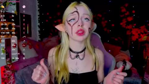 Leila online show from October 31, 5:36 pm